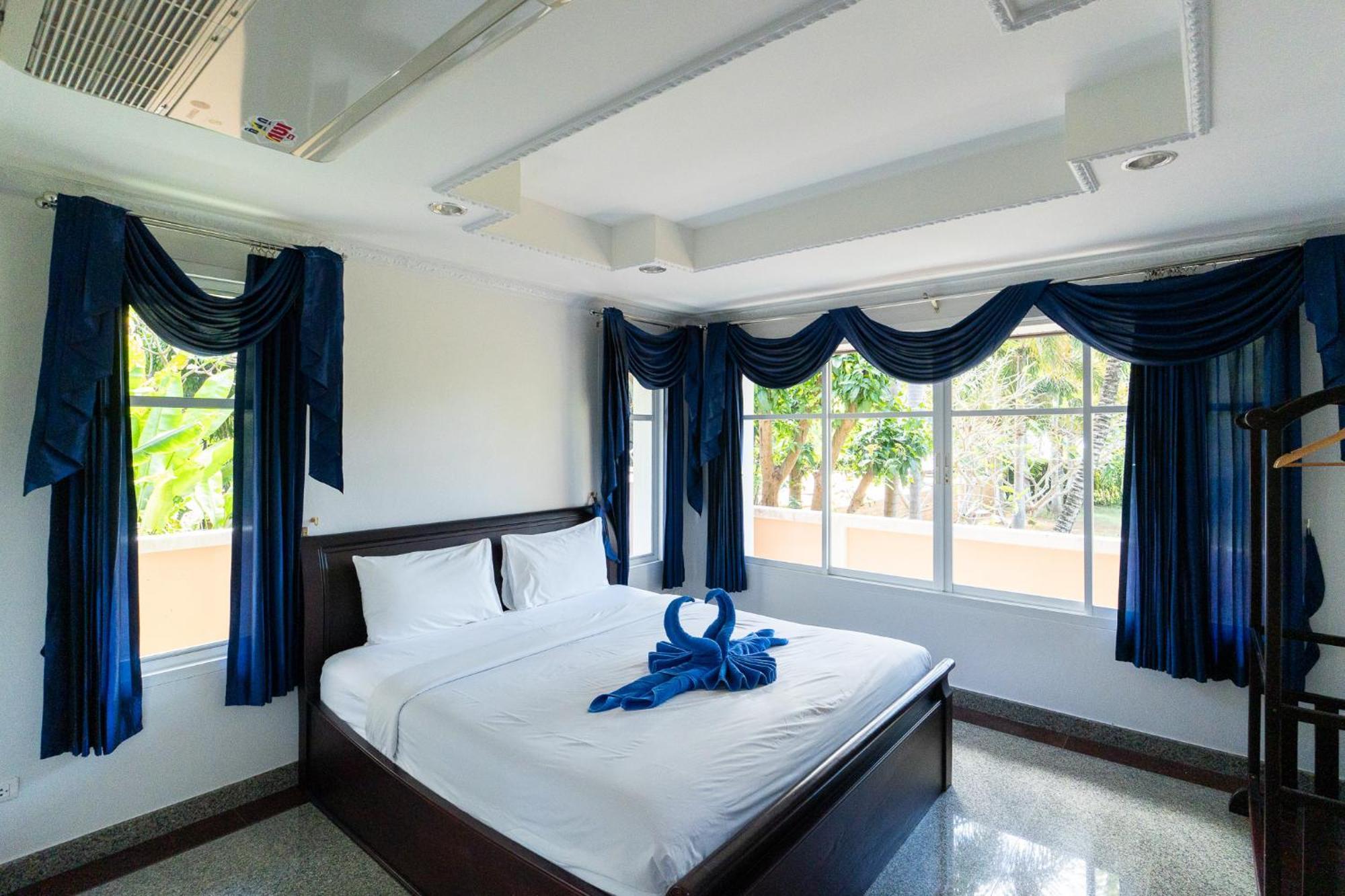 Baan Faa Talaychan Resort Chao Lao Beach Exterior photo
