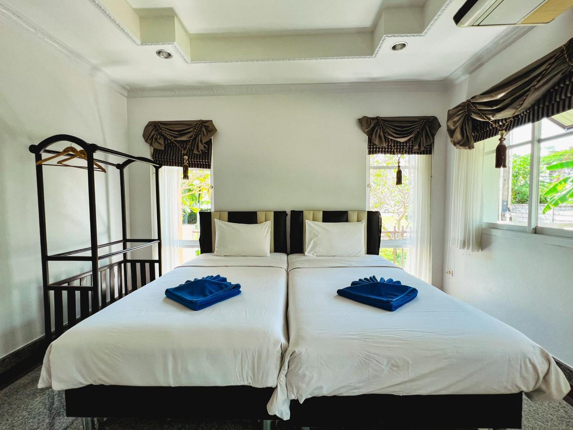 Baan Faa Talaychan Resort Chao Lao Beach Exterior photo