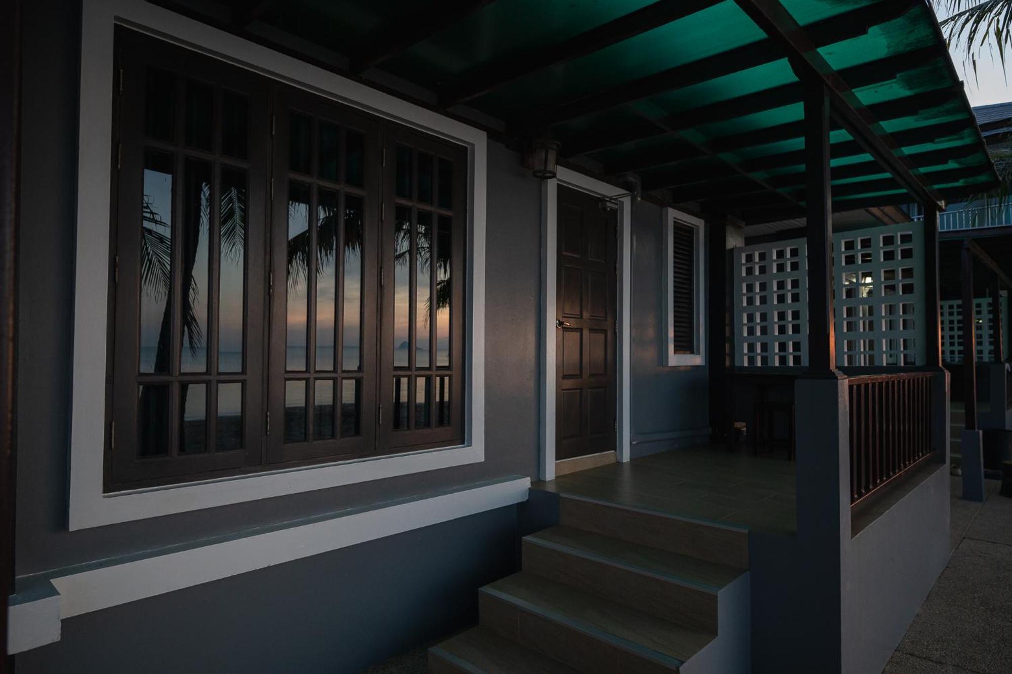 Baan Faa Talaychan Resort Chao Lao Beach Exterior photo